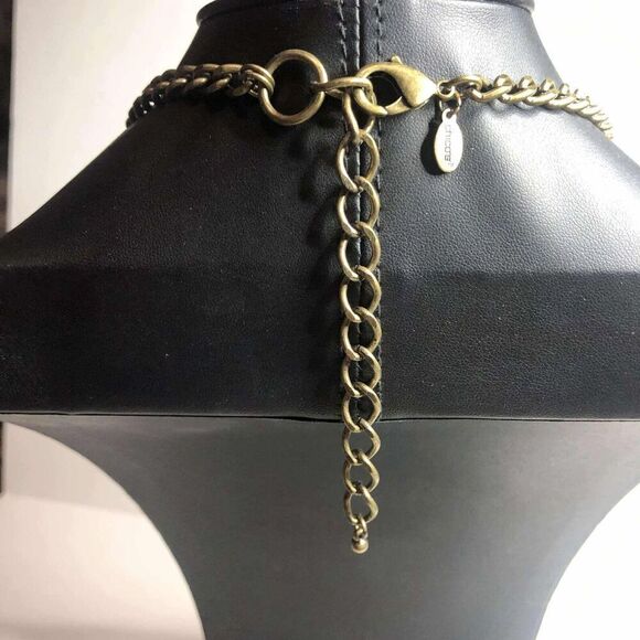 2063 Chico's Gold tone Lariat pendant Layered chain necklace 26" long - Picture 3 of 3